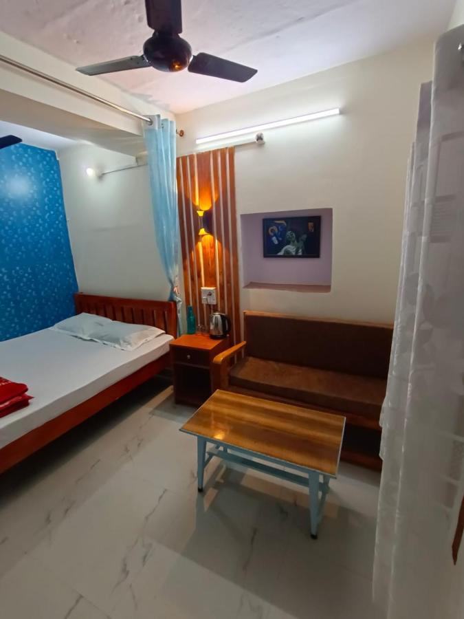 Sankardev Guest House D24 35 Varanasi Eksteriør billede